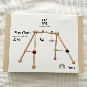 Plan toys baby play gym